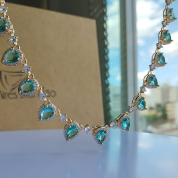 Colar Arrojado com gota cravejado